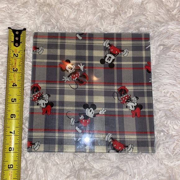 Disney Mickey & Minnie Hot Plate - Picture 6 of 6